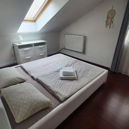 The Cozy Main Street Apartment Kosice